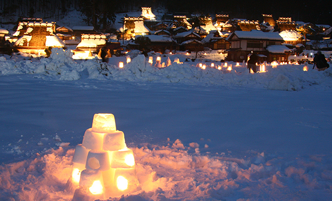 snow lantern
